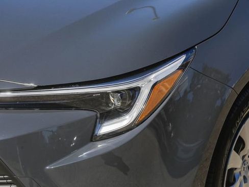 Used 2026 Toyota Corolla LE image 6