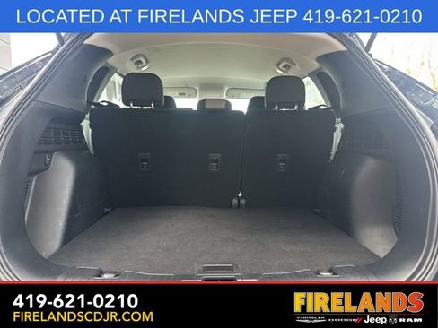 Used 2022 Ford Escape SE image 10