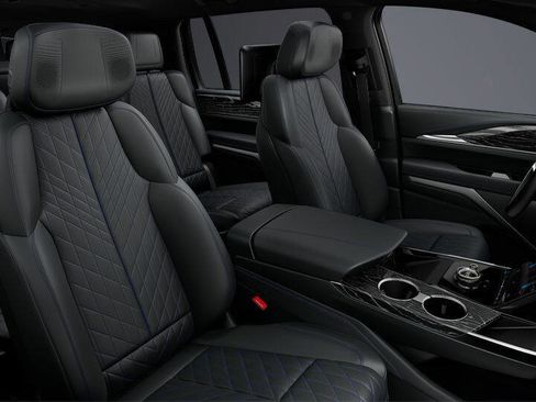 New 2025 Cadillac Escalade IQ Sport 1 w/ LPO, ONYX Package image 35