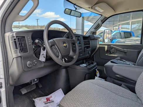 New 2024 Chevrolet Express 3500 w/ Power Convenience Package RWD image 11