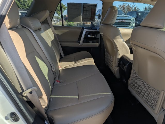 Used 2023 Toyota 4Runner Limited AWD/4WD image 32