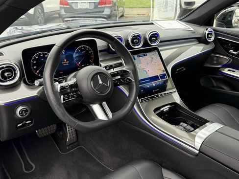 Used 2025 Mercedes-Benz CLE 300 CLE 300 image 21