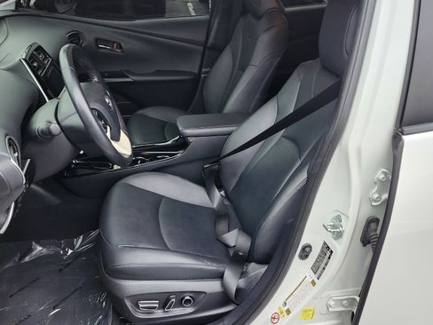 Used 2017 Toyota Prius Four image 26