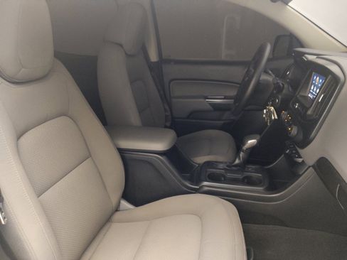 Used 2022 Chevrolet Colorado W/T w/ WT Convenience Package RWD image 21