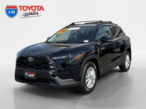 Certified 2026 Toyota Corolla Cross LE FWD image 1