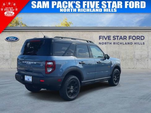 Used 2025 Ford Bronco Sport Badlands AWD/4WD image 9