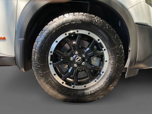 Used 2025 Nissan Pathfinder Rock Creek AWD/4WD image 16