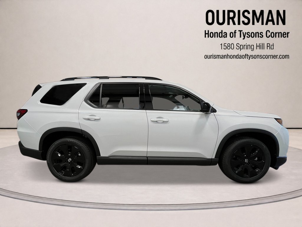 New 2026 Honda Pilot Black Edition image 2