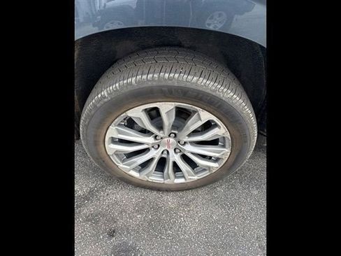 Used 2021 GMC Yukon Denali w/ Denali Premium Package image 29