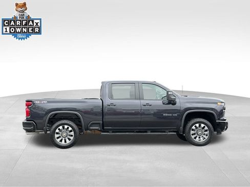 Used 2024 Chevrolet Silverado 2500 Custom w/ Custom Value Package image 13