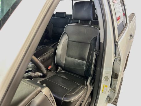 Used 2018 Chevrolet Silverado 1500 High Country AWD/4WD image 20