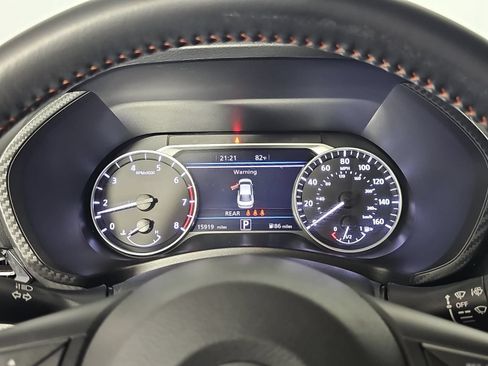 Used 2024 Nissan Sentra SR FWD image 18