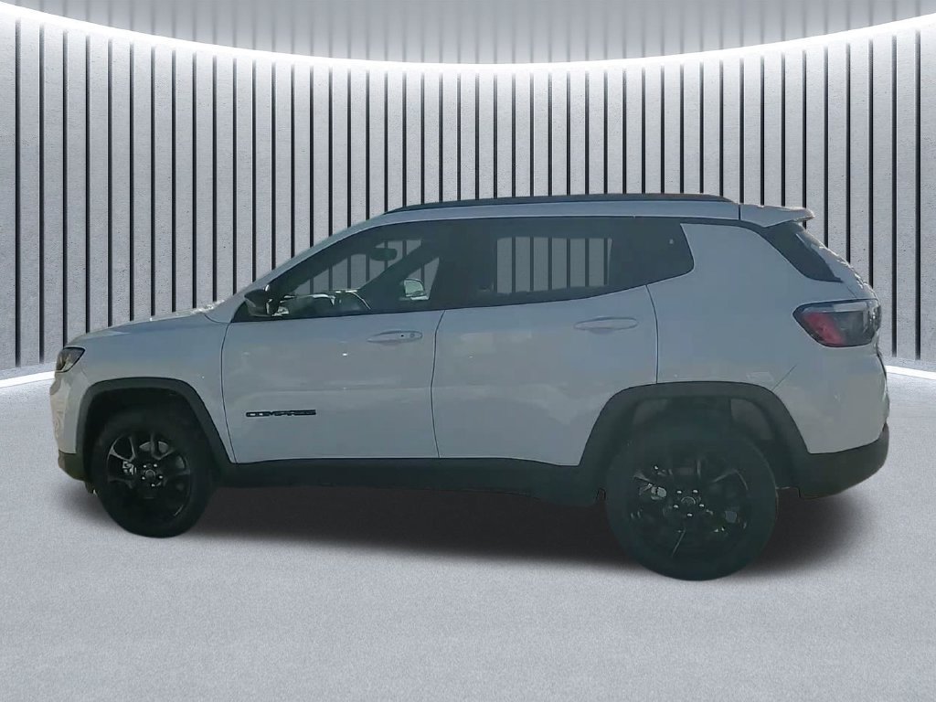 New 2026 Jeep Compass Latitude AWD/4WD image 12