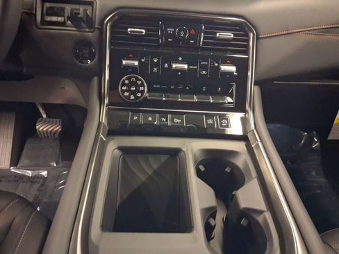 New 2026 Nissan Armada PRO-4X w/ Captain's Chari Seat Package AWD/4WD image 13