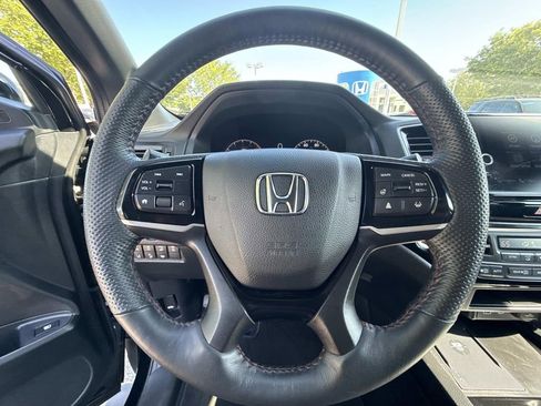 Used 2024 Honda Ridgeline Black Edition image 12