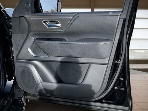 New 2026 INFINITI QX80 Luxe image 24