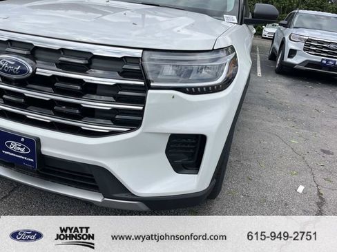 New 2026 Ford Explorer Active image 9