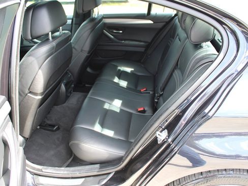 Used 2015 BMW 550i xDrive Sedan image 20