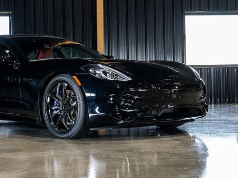 Used 2025 Karma Revero Luxury RWD image 9