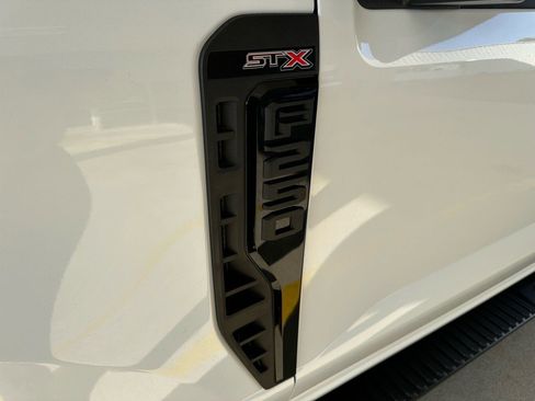 New 2026 Ford F250 XL image 5