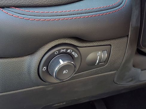 Used 2023 Dodge Durango GT AWD/4WD image 16
