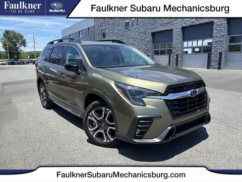 Used 2025 Subaru Ascent Limited AWD/4WD image 1