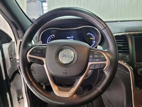 Used 2015 Jeep Grand Cherokee Limited image 34