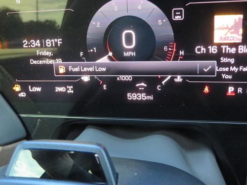 Used 2025 GMC Yukon Denali Ultimate image 44