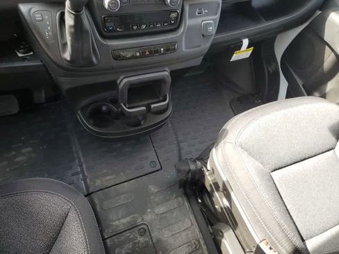 Used 2025 RAM ProMaster 3500 FWD image 21