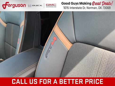 New 2026 GMC Canyon AT4 w/ Nightfall Edition AWD/4WD image 17