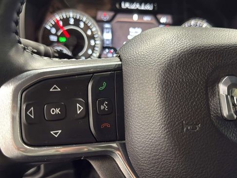 Used 2023 RAM 1500 Laramie AWD/4WD image 23