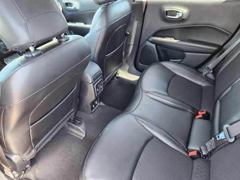 Used 2021 Jeep Compass Latitude FWD image 24