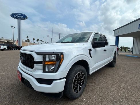 Used 2023 Ford F150 XL w/ STX Appearance Package RWD image 3