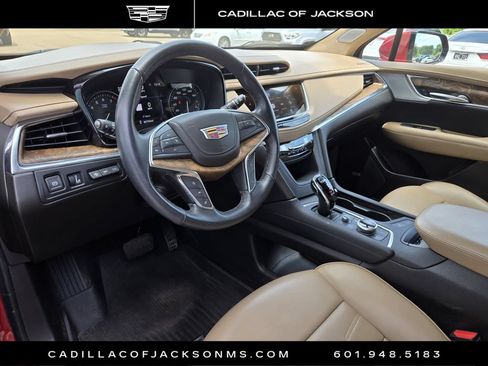 Used 2023 Cadillac XT5 Premium Luxury w/ Platinum Package AWD/4WD image 15