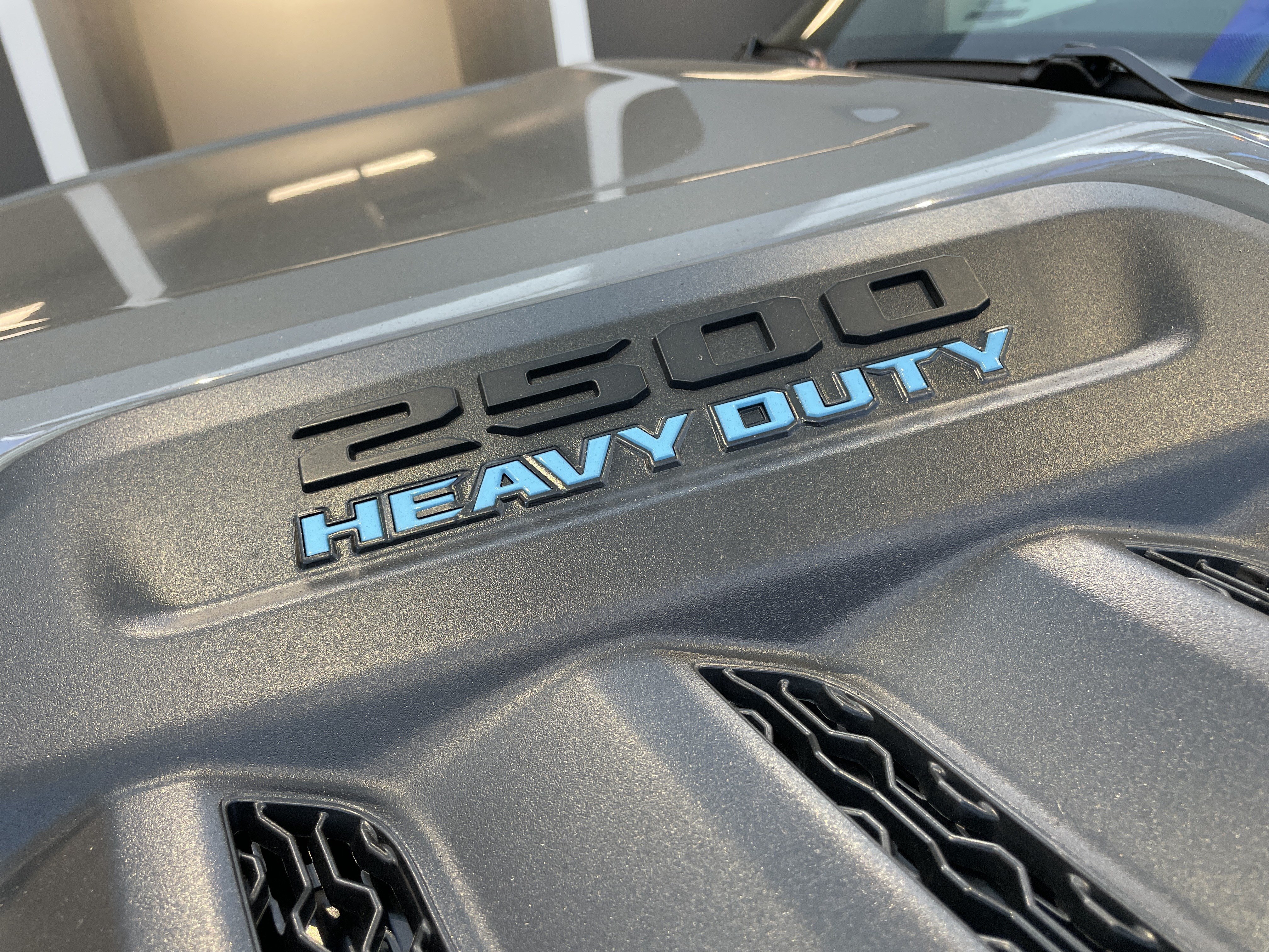 Used 2026 RAM 2500 Limited AWD/4WD image 15