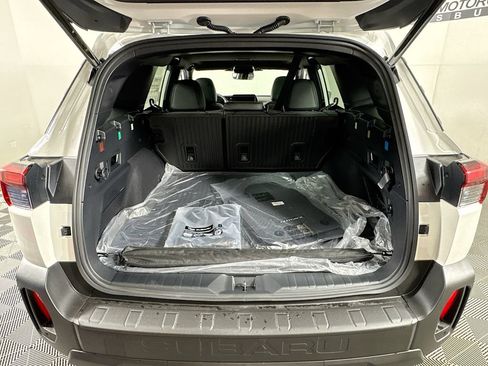 New 2026 Subaru Outback Limited AWD/4WD image 28