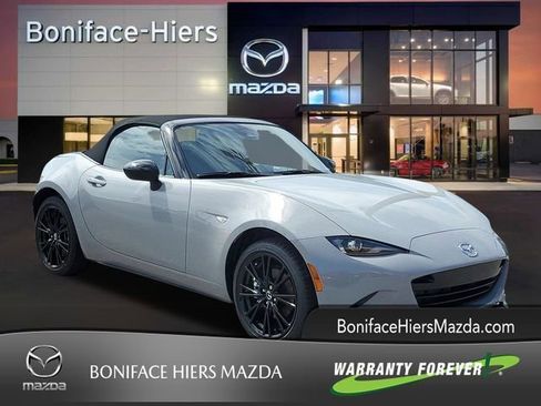 New 2026 MAZDA MX-5 Miata Club w/ Interior Package RWD image 1