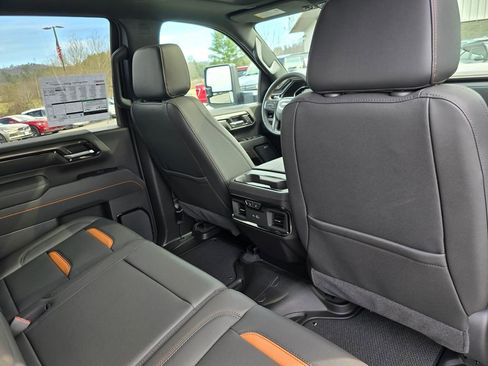 New 2026 GMC Sierra 2500 AT4 w/ AT4 Premium Plus Package image 30