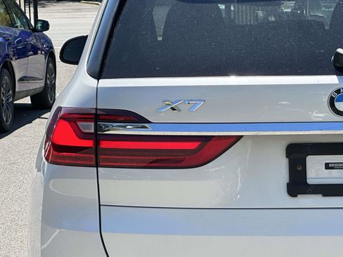 Used 2019 BMW X7 xDrive40i w/ Premium Package AWD/4WD image 12
