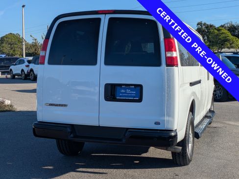 Used 2023 Chevrolet Express 3500 LS image 4