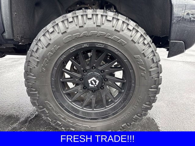 Used 2024 Chevrolet Silverado 3500 LTZ w/ LTZ Convenience Package AWD/4WD image 9