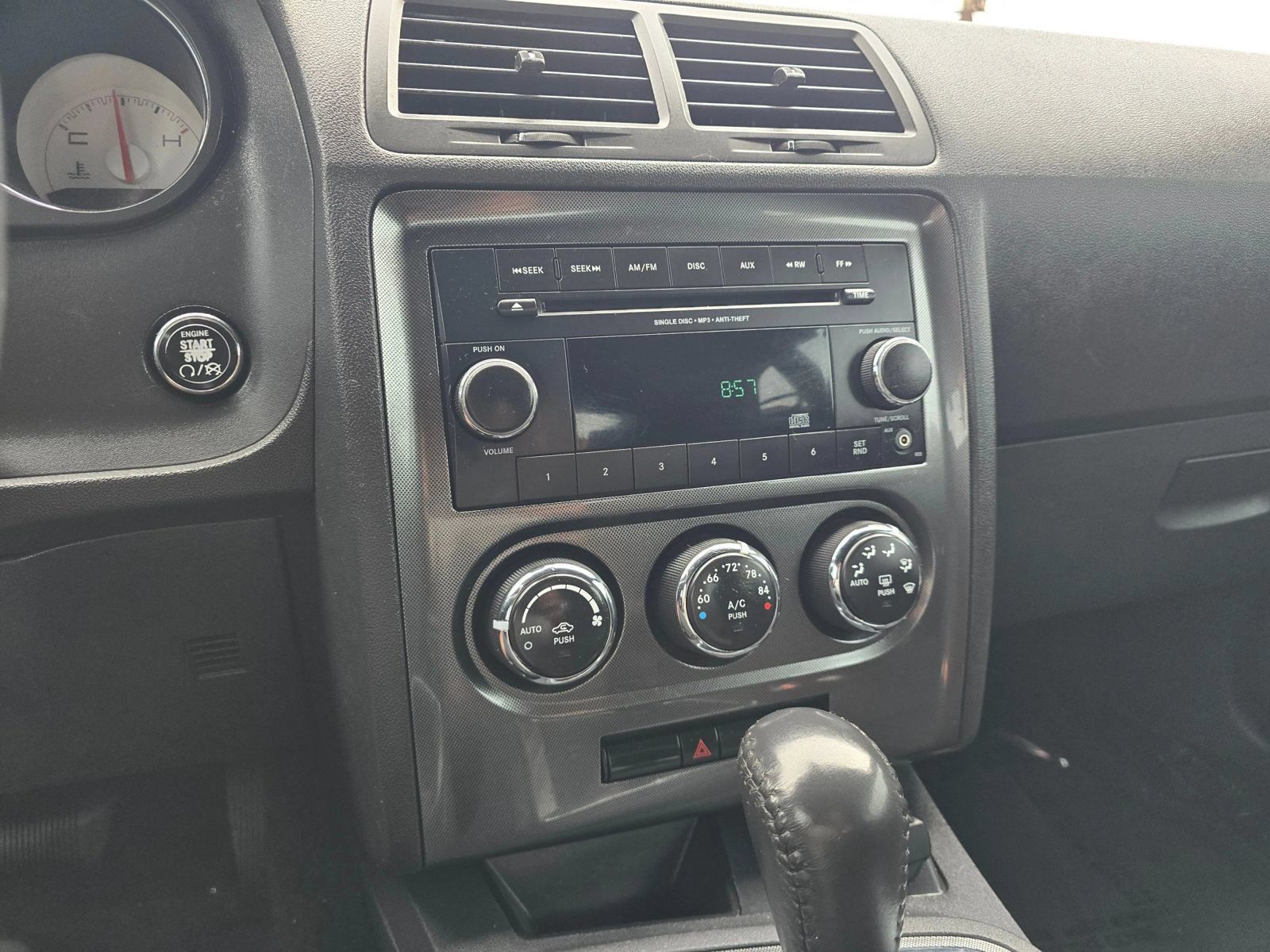 Used 2014 Dodge Challenger SXT RWD image 24