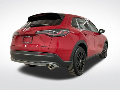 Certified 2026 Honda HR-V Sport image 3