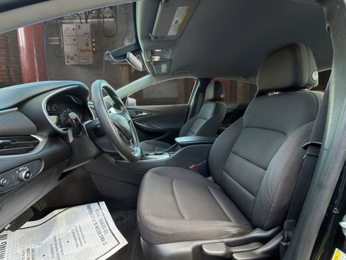 Certified 2020 Chevrolet Malibu LS FWD image 13