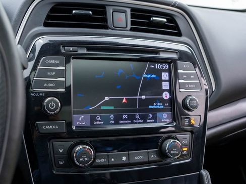 Used 2019 Nissan Maxima Platinum w/ Sport Mat Group FWD image 26