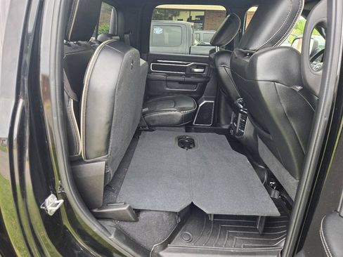Used 2019 RAM 2500 Laramie w/ Night Edition AWD/4WD image 29