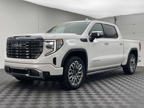 Used 2024 GMC Sierra 1500 Denali Ultimate AWD/4WD image 2