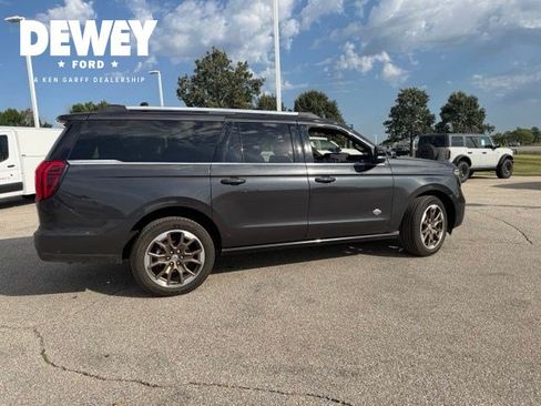 Used 2025 Ford Expedition Max King Ranch AWD/4WD image 15