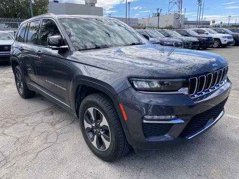 Used 2022 Jeep Grand Cherokee Limited 4xe AWD/4WD image 8