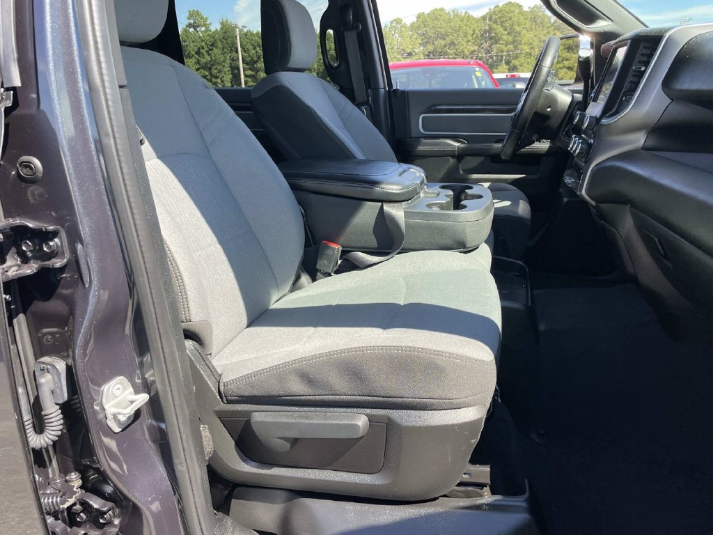 Used 2022 RAM 2500 Big Horn AWD/4WD image 29